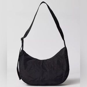 BAGGU Medium Nylon Crescent Bag